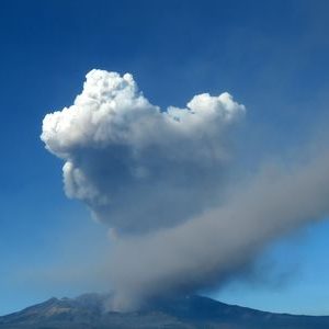 etna esplosione 24 dic_01