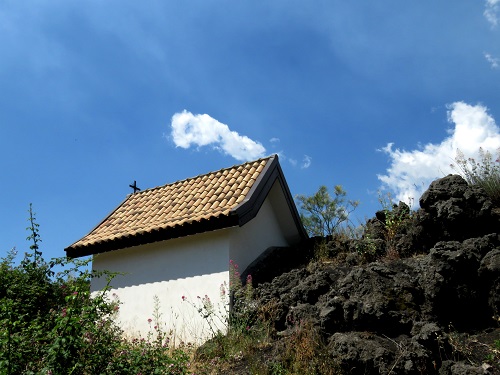 la chapelle et la lave02